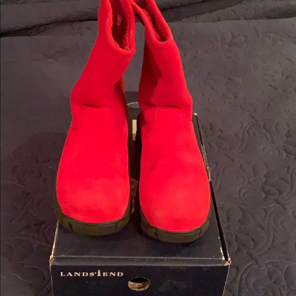 Lands end kids boots - gently used - sz 1